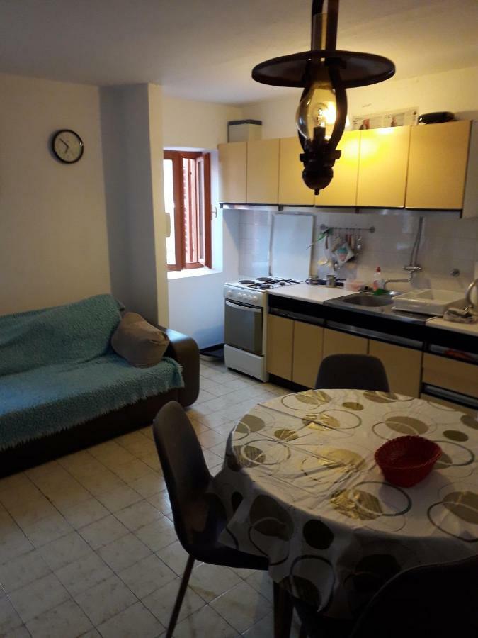 Heart Of Vis And Kut Area Apartman Romandic Esterno foto